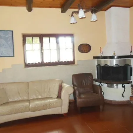 Alojamento de Acomodação e Pequeno-almoço La Torretta Bianca
